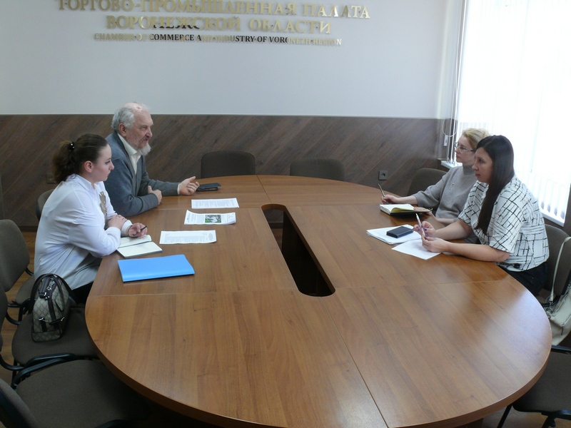 К Муниципальному инвестиционному марафону присоединились Семилукский и Лискинский районы