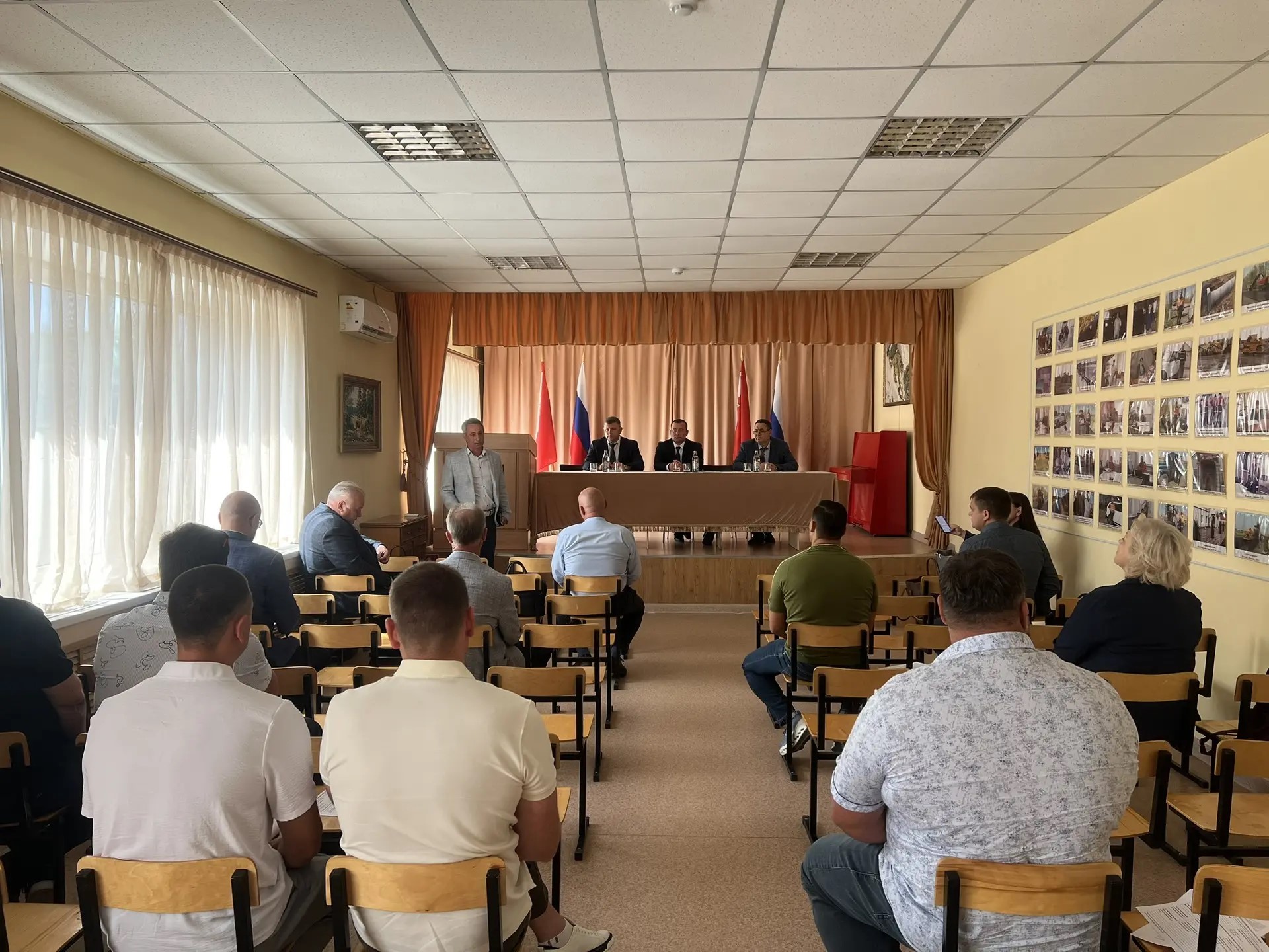 31 августа 2026 года в г. Россошь представители ТПП Воронежской области, Правительства Воронежской области и дорожной отрасли обсудили вопросы развития дорожного хозяйства Воронежской области и реализацию федерального проекта «Производительность труда»